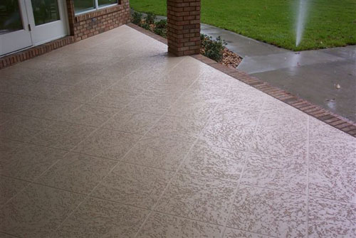 DIAGONAL TILE PATIO 002